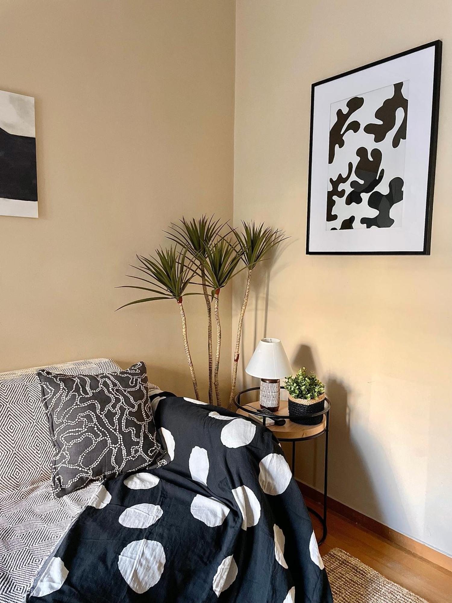 Comfy And Spacious Two Bedroom Apartment With Balcony Ateny Zewnętrze zdjęcie