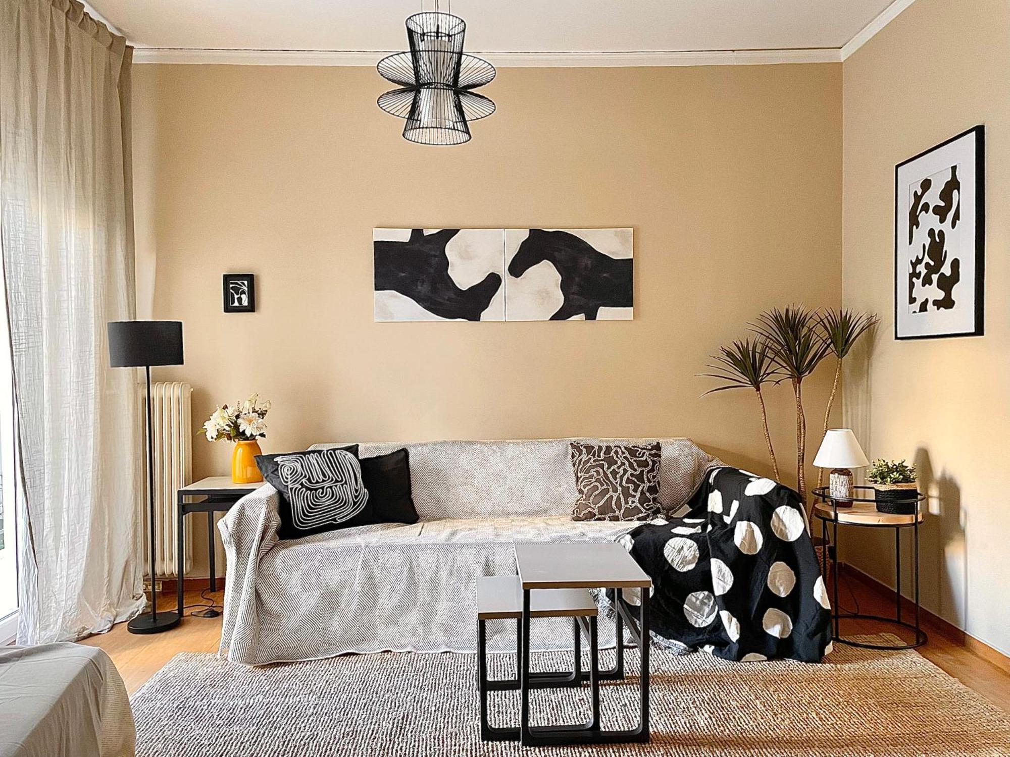Comfy And Spacious Two Bedroom Apartment With Balcony Ateny Zewnętrze zdjęcie